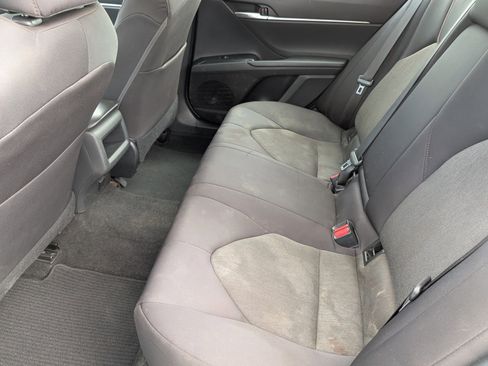 Used 2019 Toyota Camry LE FWD image 14