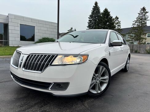 Used 2010 Lincoln MKZ FWD image 2