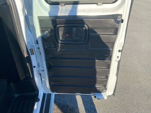 Used 2023 GMC Savana 2500 w/ Driver Convenience Package image 21