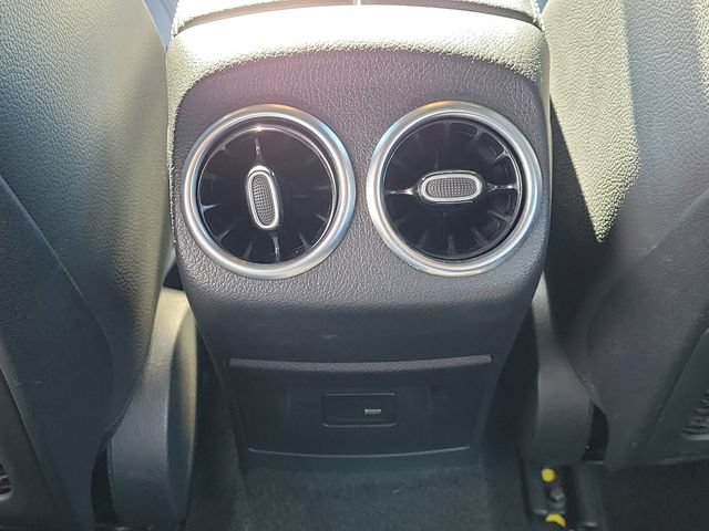 Used 2022 Mercedes-Benz CLA 250 image 13