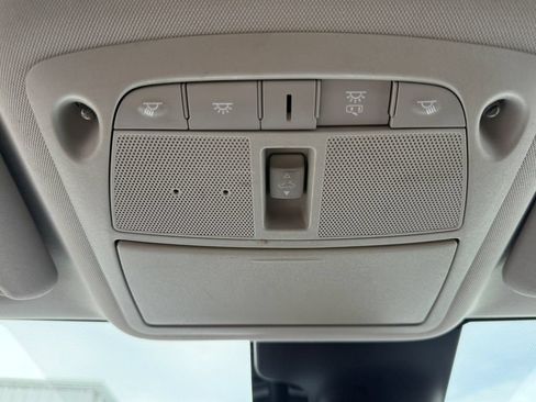 Used 2019 Nissan Rogue Sport SV AWD/4WD image 17