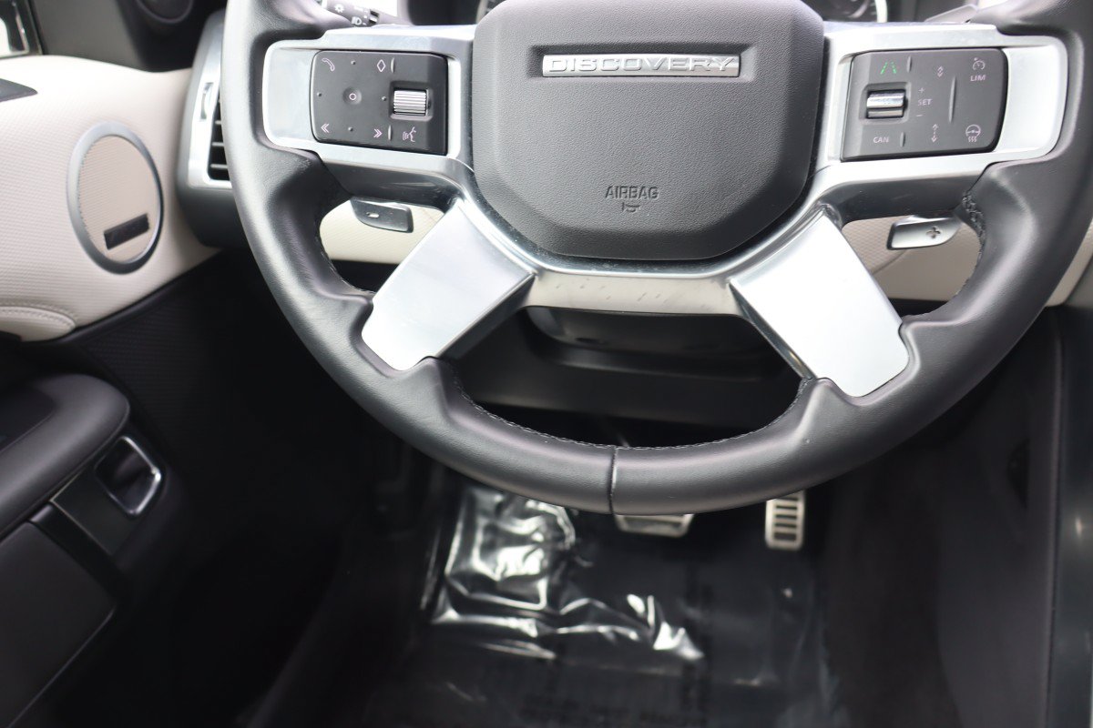 Used 2023 Land Rover Discovery S R-Dynamic AWD/4WD image 14
