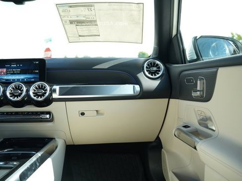 Certified 2026 Mercedes-Benz GLB 250 4MATIC image 25