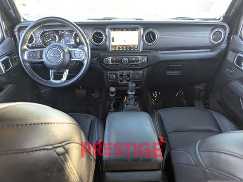 Used 2022 Jeep Wrangler Unlimited Sahara 4xe image 28