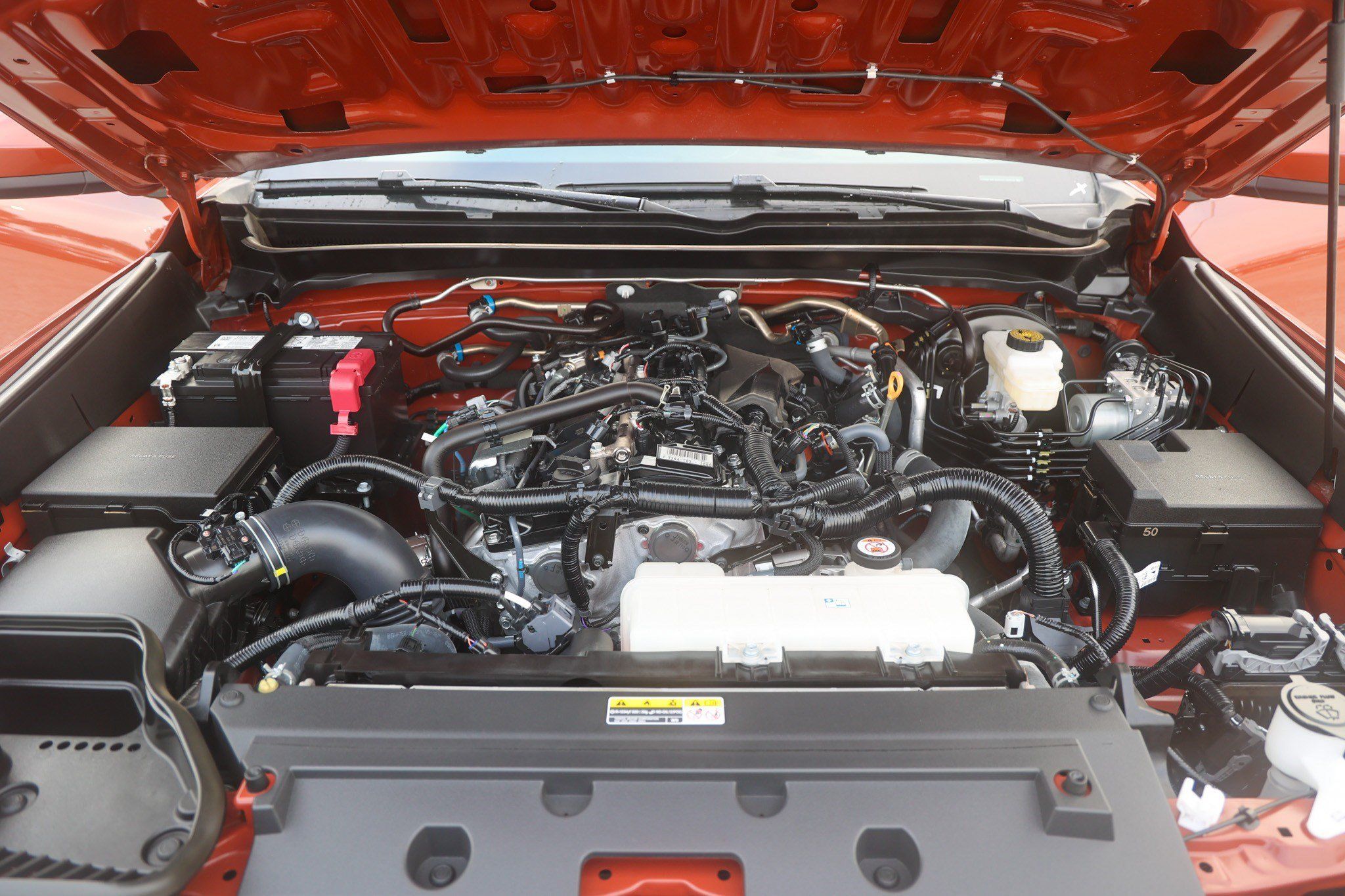 Certified 2025 Toyota Tacoma TRD Off-Road AWD/4WD image 17