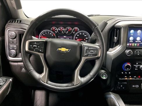 Used 2021 Chevrolet Silverado 1500 LTZ w/ Z71 Off-Road Package AWD/4WD image 5