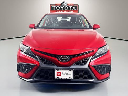 Used 2024 Toyota Camry SE AWD/4WD image 2