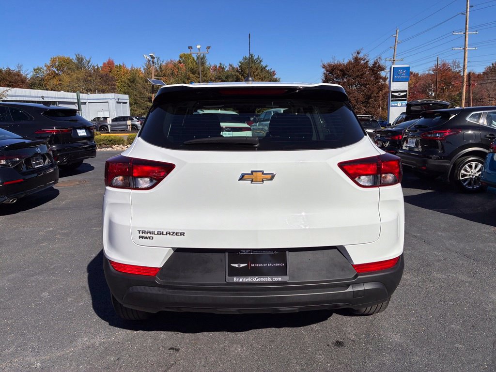 Used 2024 Chevrolet TrailBlazer LS AWD/4WD image 6