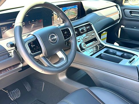 New 2026 Nissan Armada SL w/ Captain's Chari Seat Package AWD/4WD image 9