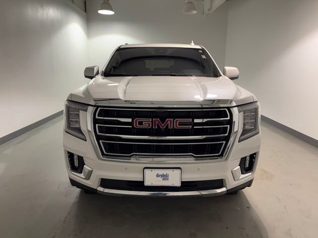 Certified 2024 GMC Yukon SLT w/ SLT Luxury Package AWD/4WD image 2
