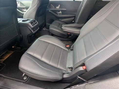 Used 2022 Mercedes-Benz GLS 450 4MATIC image 16