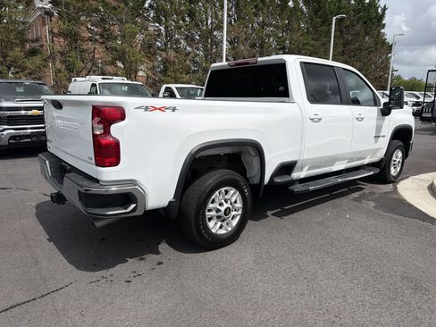 Used 2025 Chevrolet Silverado 2500 LT w/ Convenience Package AWD/4WD image 10