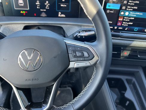 Certified 2025 Volkswagen Tiguan S image 18