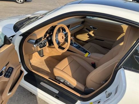 Used 2017 Porsche 911 Carrera image 5