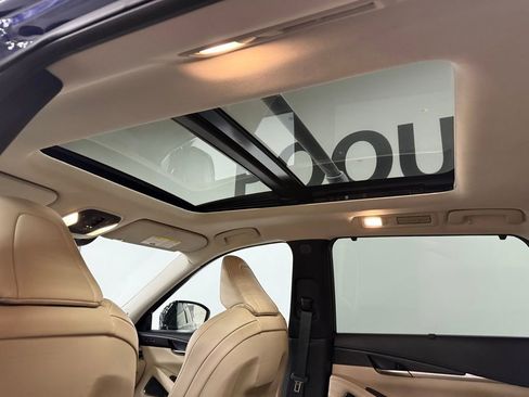 Used 2023 INFINITI QX60 Sensory w/ Vision Package AWD/4WD image 18