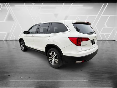 Used 2018 Honda Pilot EX image 6