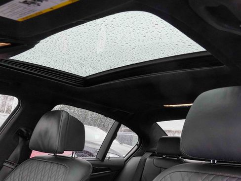 Used 2022 BMW M550i xDrive M550i xDrive w/ Executive Package image 15