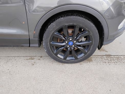 Used 2018 Ford Escape SE w/ Ford Safe & Smart Package image 27