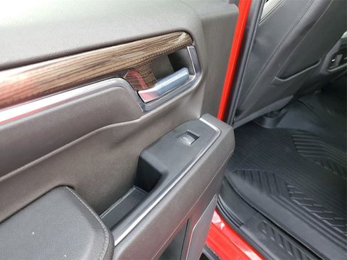 Used 2022 Chevrolet Silverado 1500 LT Trail Boss w/ LT Trail Boss Premium Package image 8