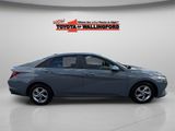 Used 2022 Hyundai Elantra SE image 5