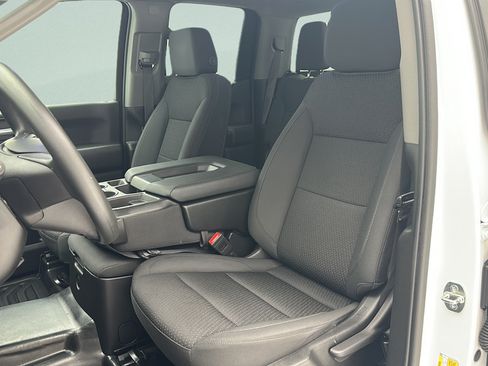 Used 2023 GMC Sierra 1500 Pro w/ Pro Value Package AWD/4WD image 16