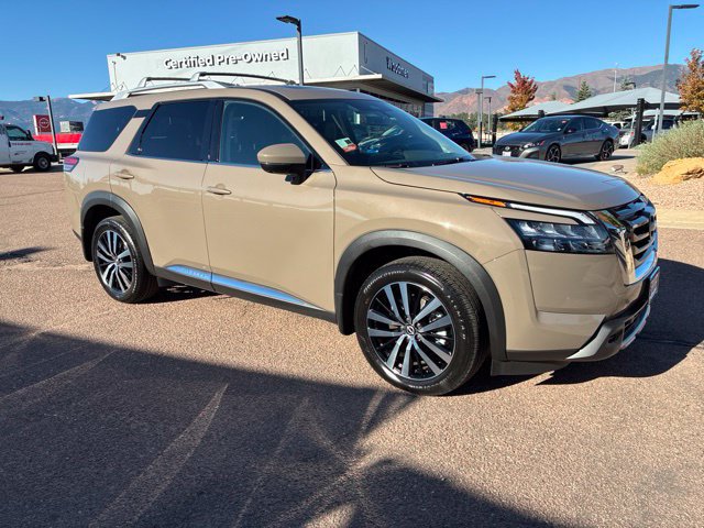 Certified 2025 Nissan Pathfinder Platinum w/ Cargo Package AWD/4WD 360° Tour