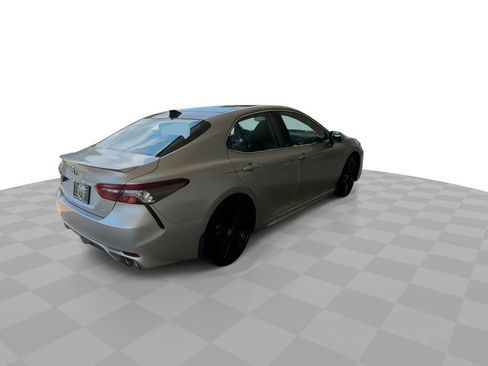 Used 2022 Toyota Camry XSE w/ Cold Weather Package FWD image 8