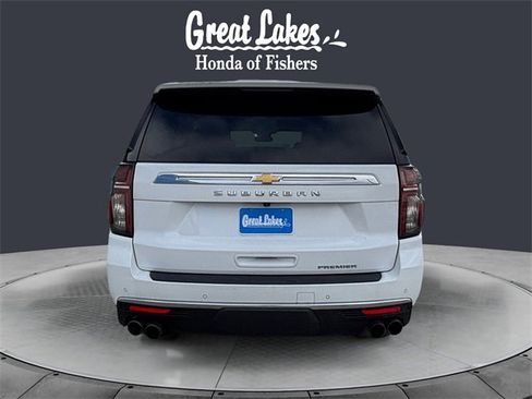Used 2023 Chevrolet Suburban Premier image 4