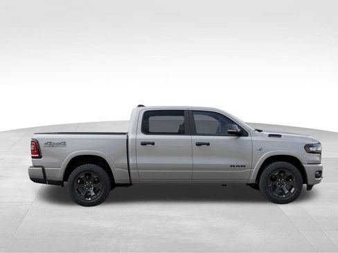New 2026 RAM 1500 4x4 Crew Cab image 21