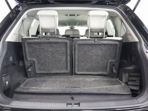 Used 2024 Volkswagen Tiguan S image 27