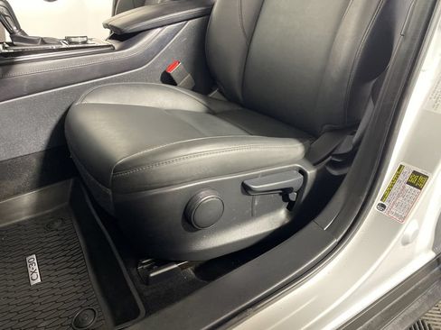 Certified 2024 MAZDA CX-30 AWD 2.5 S w/ Select Sport Pkg image 11