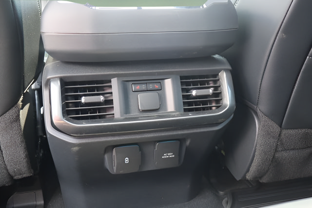 Used 2023 Ford F150 Lariat w/ Equipment Group 502A High AWD/4WD image 48
