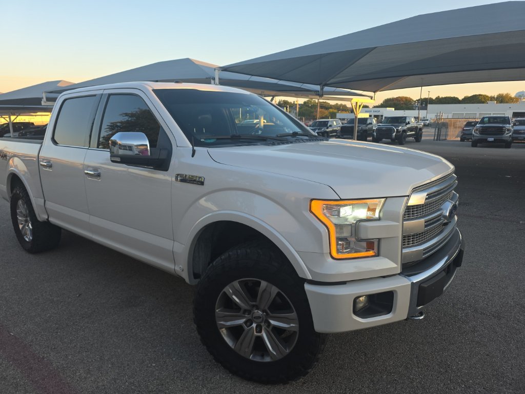 Used 2016 Ford F150 Platinum w/ Equipment Group 701A Luxury AWD/4WD image 2