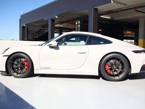 Certified 2026 Porsche 911 Carrera GTS image 2
