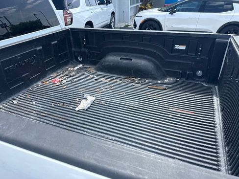 Used 2024 RAM 2500 Big Horn AWD/4WD image 8