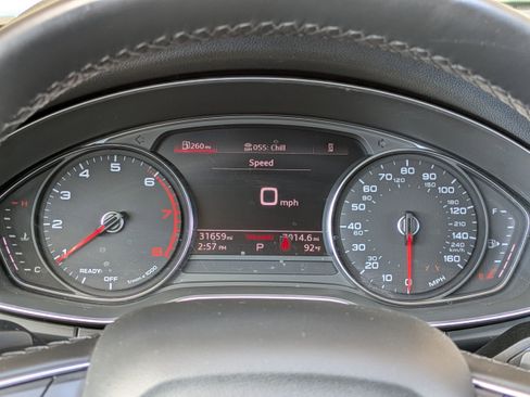 Used 2022 Audi Q5 2.0T Premium image 25