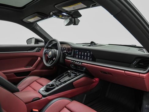 Used 2025 Porsche 911 Carrera S RWD image 43