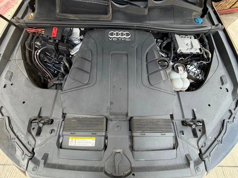 Used 2019 Audi Q7 3.0T Prestige w/ Prestige Package image 24