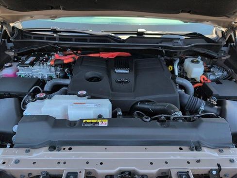 Used 2025 Toyota Tundra TRD Pro AWD/4WD image 25