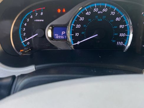 Used 2013 Toyota Sienna XLE w/ Premium Pkg FWD image 10