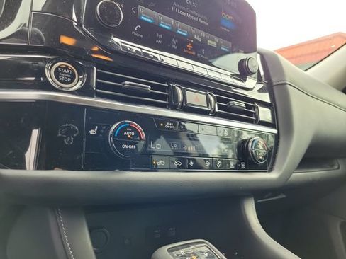 Used 2024 Nissan Pathfinder SL w/ Cargo Package FWD image 34