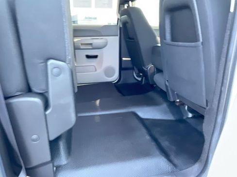 Used 2012 Chevrolet Silverado 3500 W/T w/ Snow Plow Prep Package AWD/4WD image 16