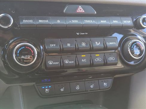 Used 2019 Kia Sportage SX image 12