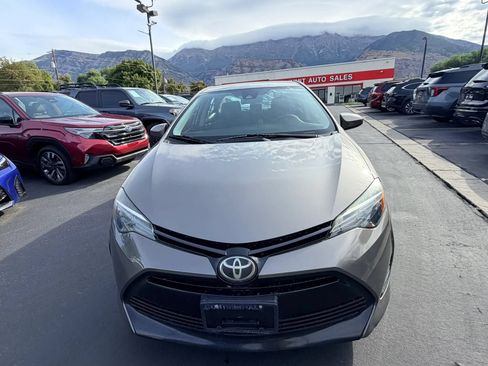 Used 2018 Toyota Corolla LE FWD image 9