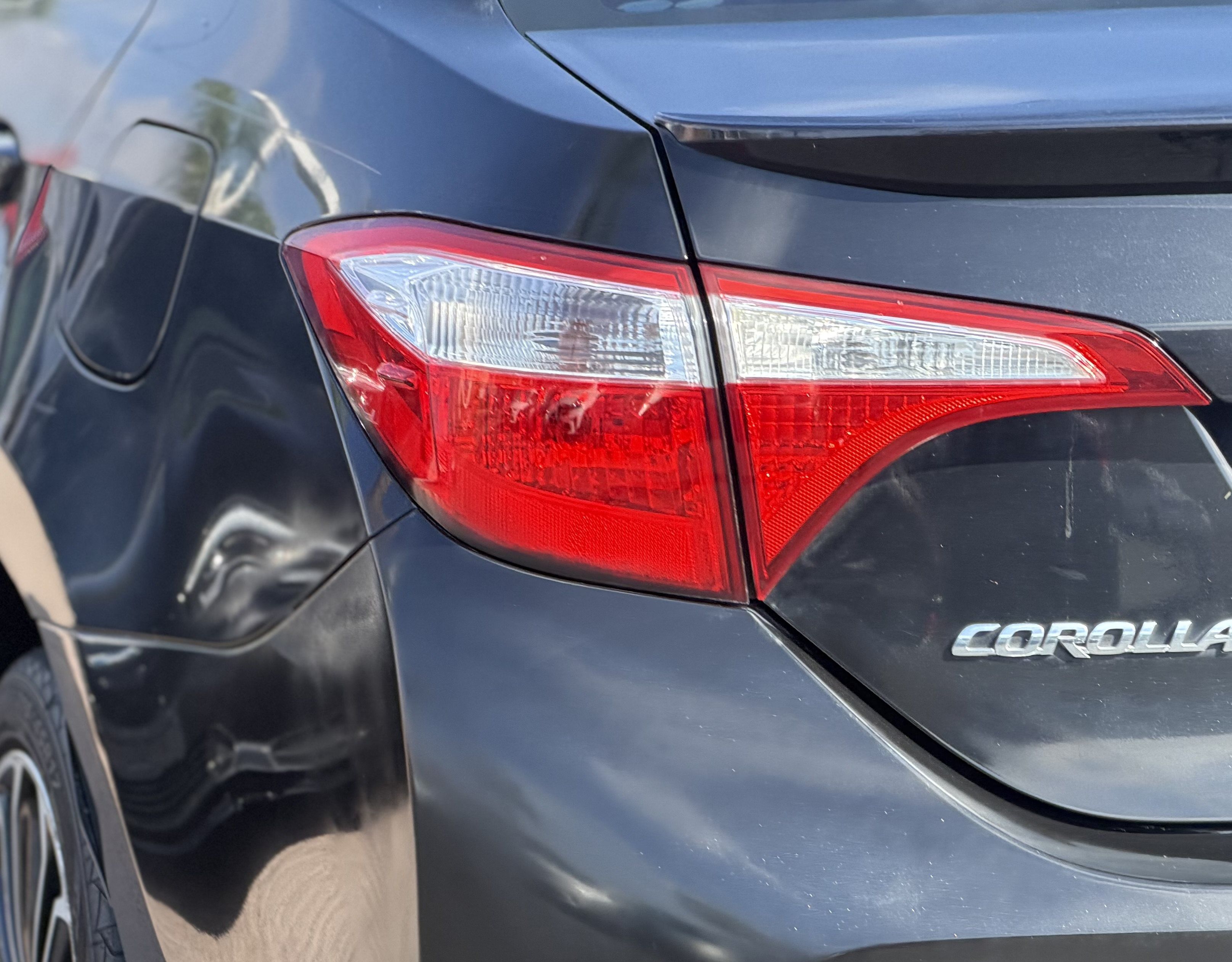 Used 2014 Toyota Corolla S Premium w/ Driver Convenience Package FWD image 10