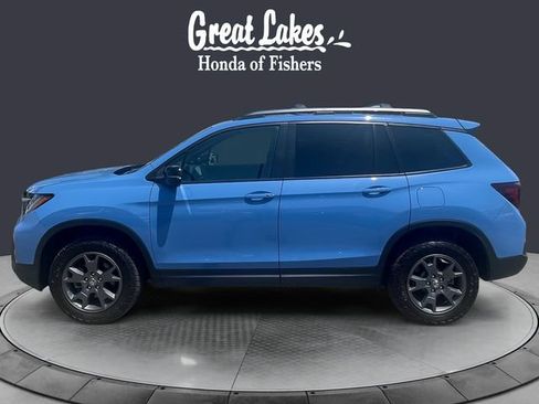 Certified 2025 Honda Passport TrailSport image 2