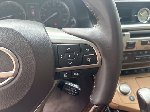 Used 2016 Lexus ES 350 w/ Ultra Luxury Package FWD image 20