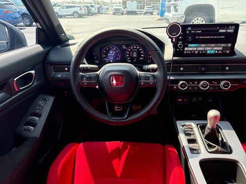 Used 2025 Honda Civic Type R image 16