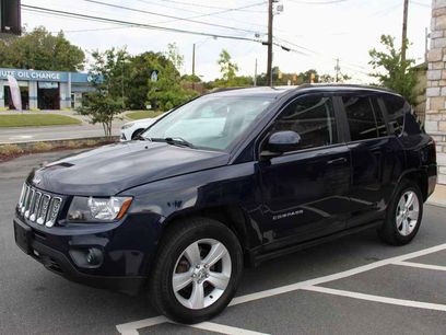 Used 2014 Jeep Compass Latitude w/ Sun/Sound Group