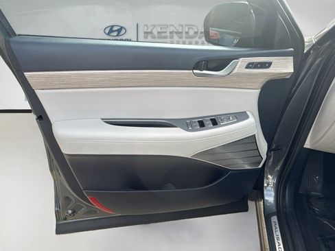 Used 2022 Hyundai Palisade Limited FWD image 14